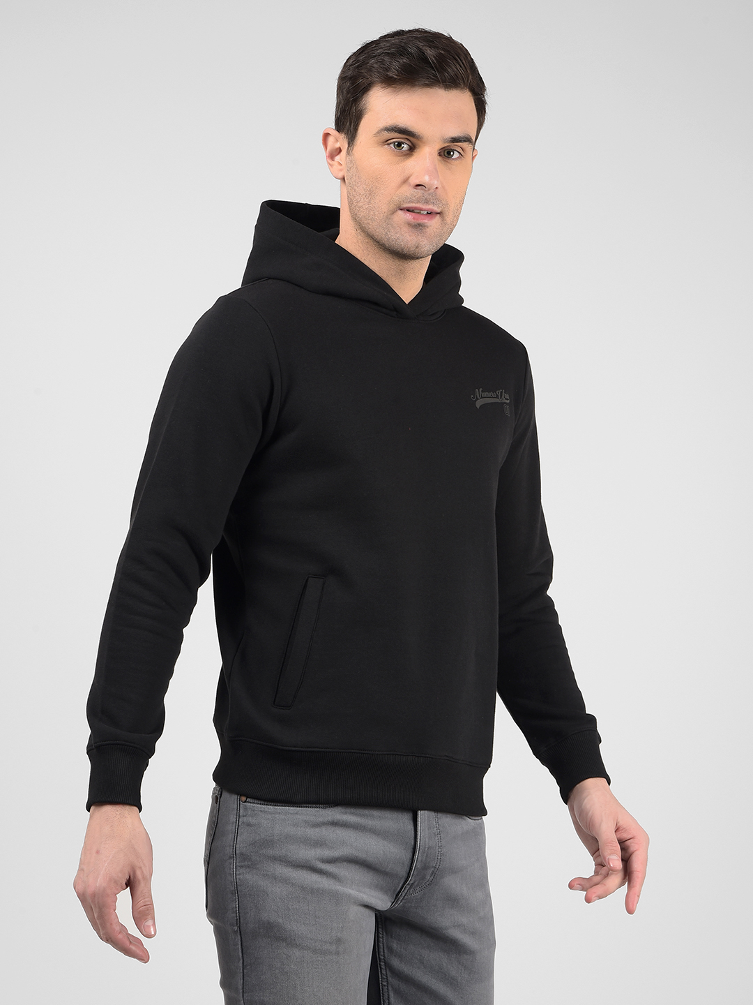 Numero Uno Men Solid Black Sweat Shirt